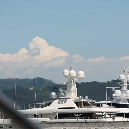 5 Terre Luxury Yacht Boat&breakfast&charter *